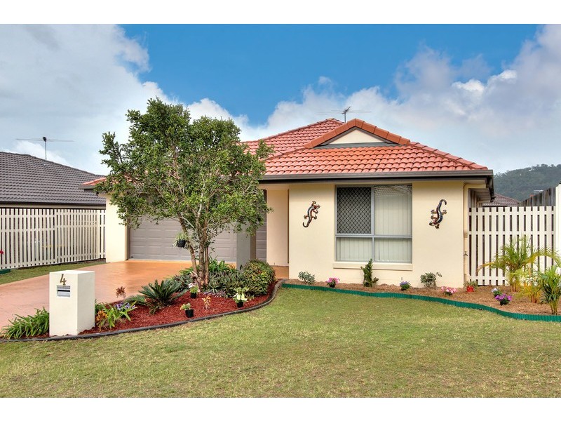 4 Crestwood Street, Bahrs Scrub QLD 4207