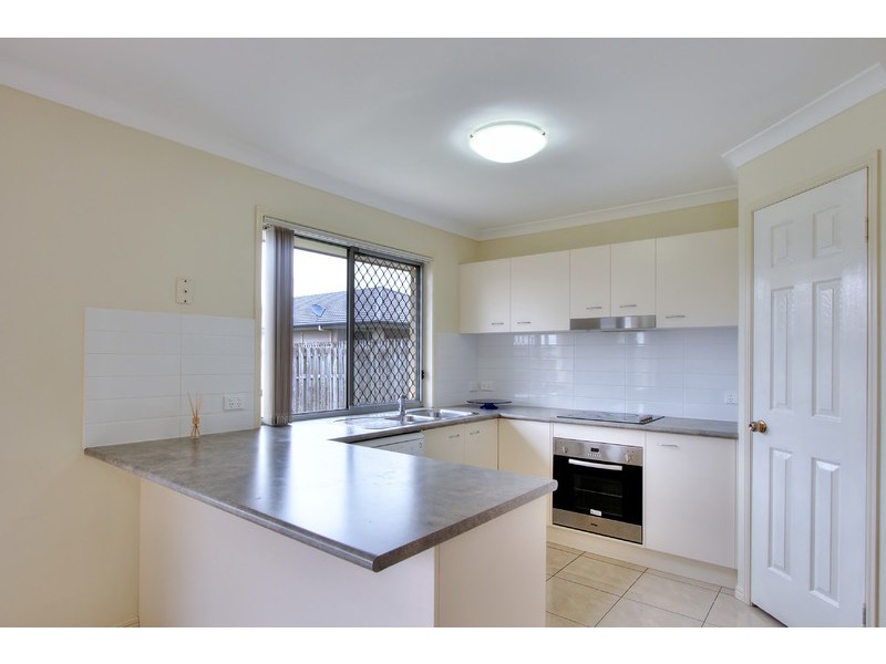 4 Crestwood Street, Bahrs Scrub QLD 4207