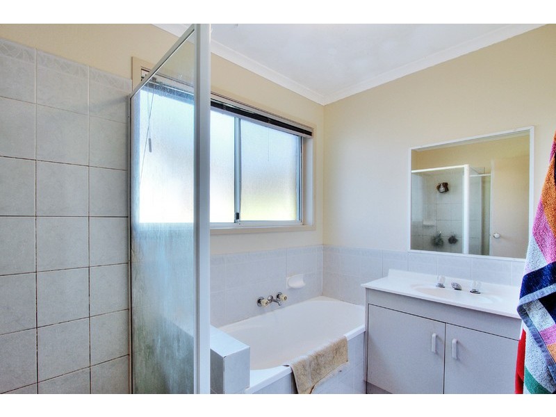 20 Houdini Terrace, Edens Landing QLD 4207