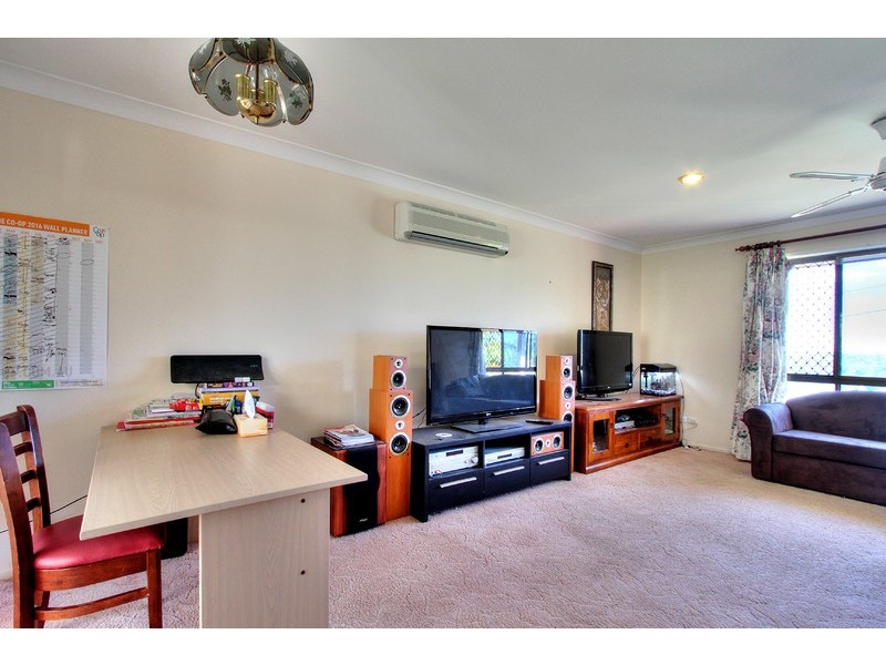 35 Bingo Street, Holmview QLD 4207