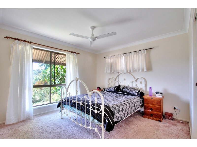 35 Bingo Street, Holmview QLD 4207