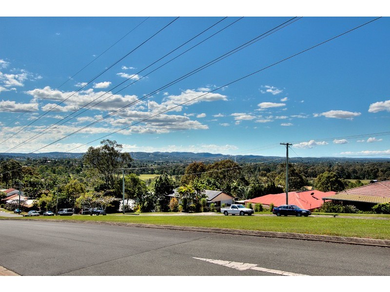 35 Bingo Street, Holmview QLD 4207