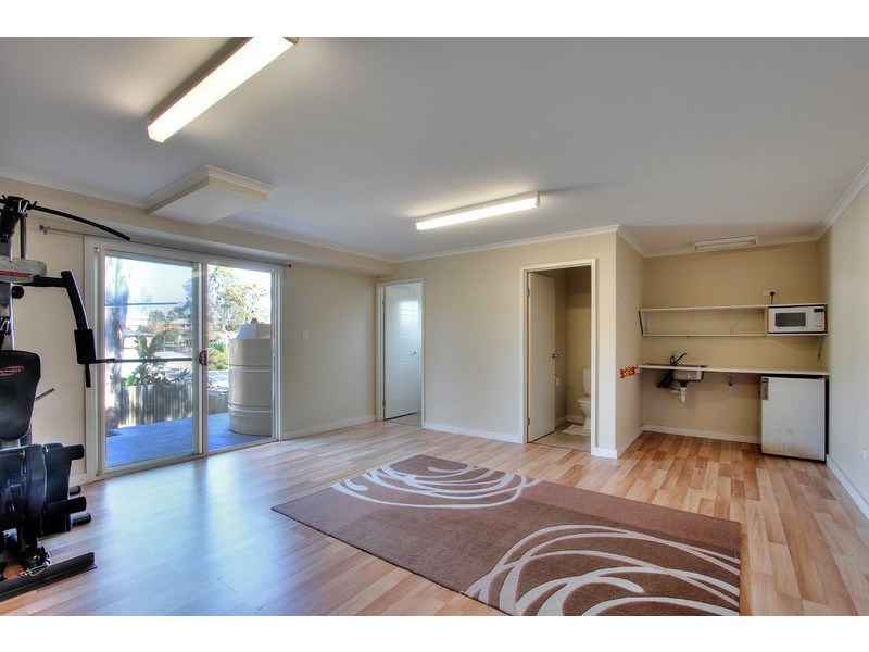 36 Carnarvon Crescent, Waterford QLD 4133