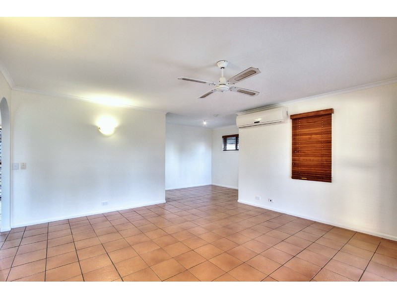 11 Pearl Street, Slacks Creek QLD 4127