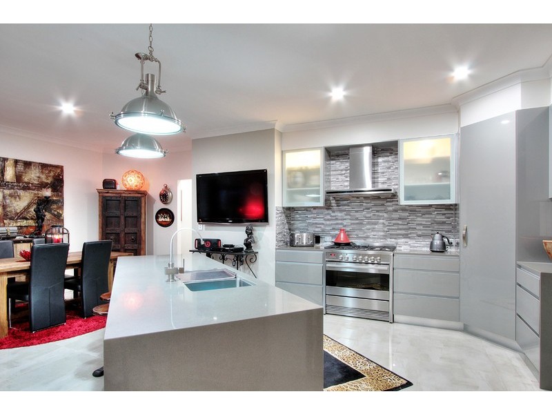 15 Bella Vista Circuit, Edens Landing QLD 4207