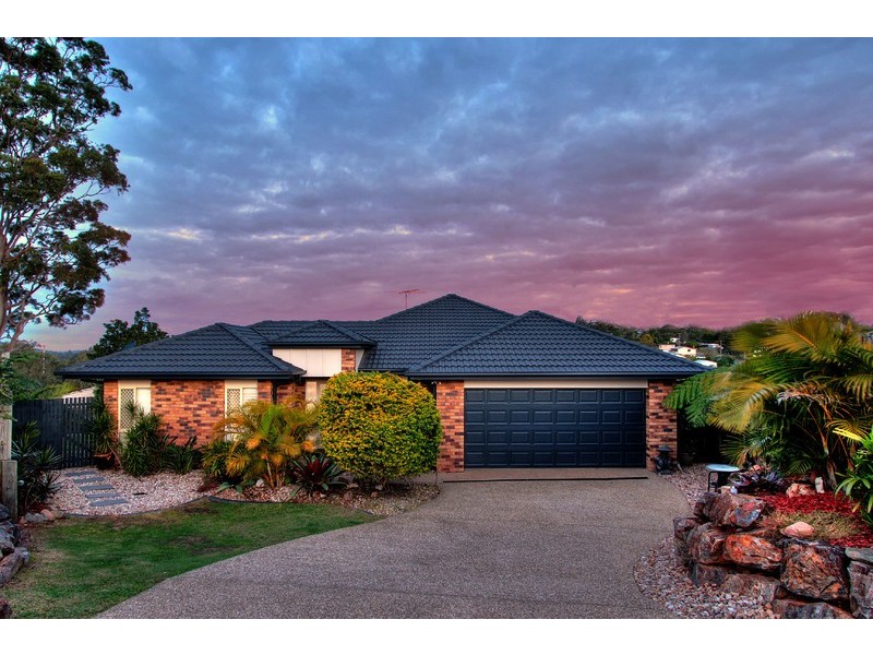 15 Bella Vista Circuit, Edens Landing QLD 4207