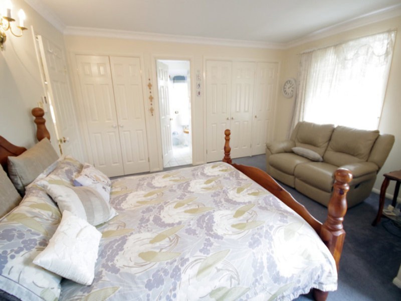 40 Lavender Street, Springfield Lakes QLD 4300