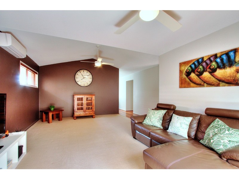 74 Kawana Crescent, Cornubia QLD 4130