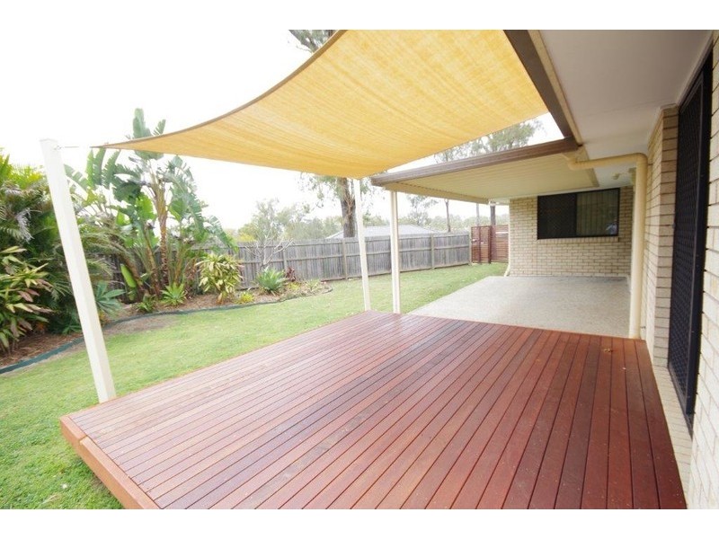 21 Sarah Drive, Yamanto QLD 4305