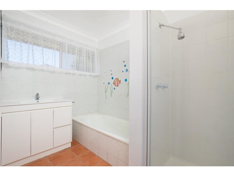 26 Shortland Street, Springwood QLD 4127