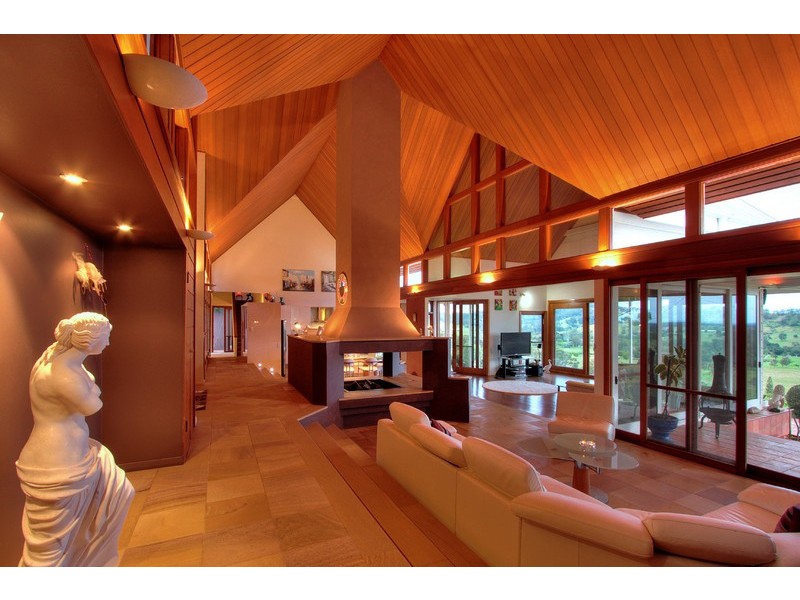 112-114 Bruce Court, Rocksberg QLD 4510