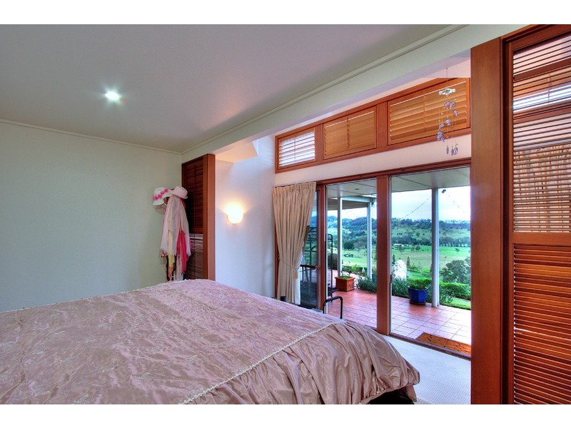 112-114 Bruce Court, Rocksberg QLD 4510