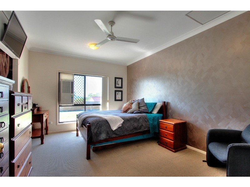 23 Bella Vista Circuit, Edens Landing QLD 4207