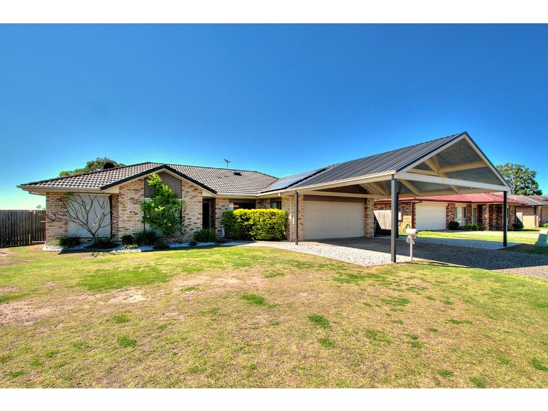 23 Bella Vista Circuit, Edens Landing QLD 4207