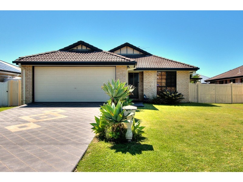 24 Lake Somerset Court, Logan Reserve QLD 4133
