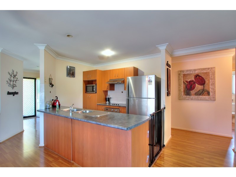 24 Lake Somerset Court, Logan Reserve QLD 4133