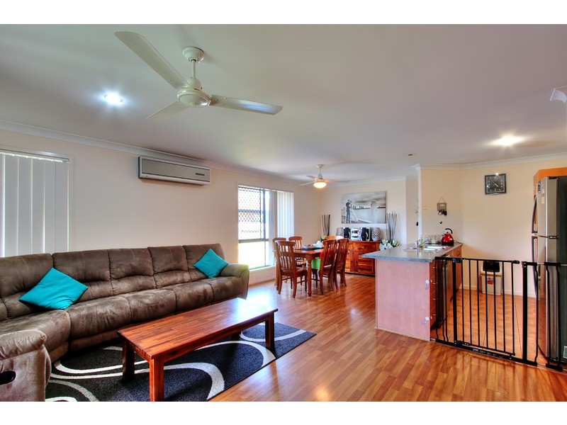24 Lake Somerset Court, Logan Reserve QLD 4133