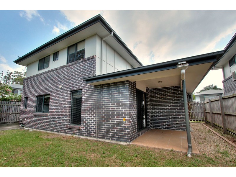 4/39-41 Ariel Avenue, Kingston QLD 4114