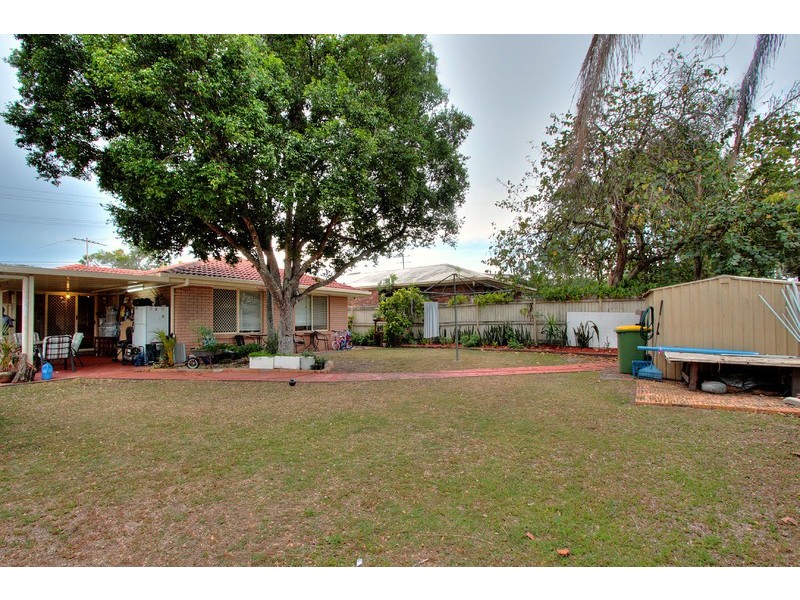 72 Harding Boulevard, Mount Warren Park QLD 4207