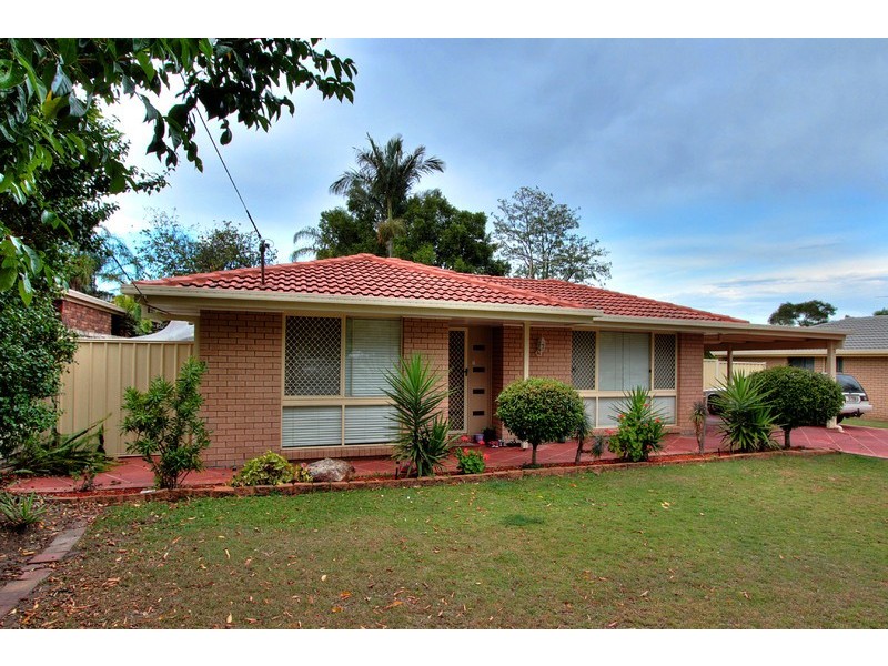 72 Harding Boulevard, Mount Warren Park QLD 4207