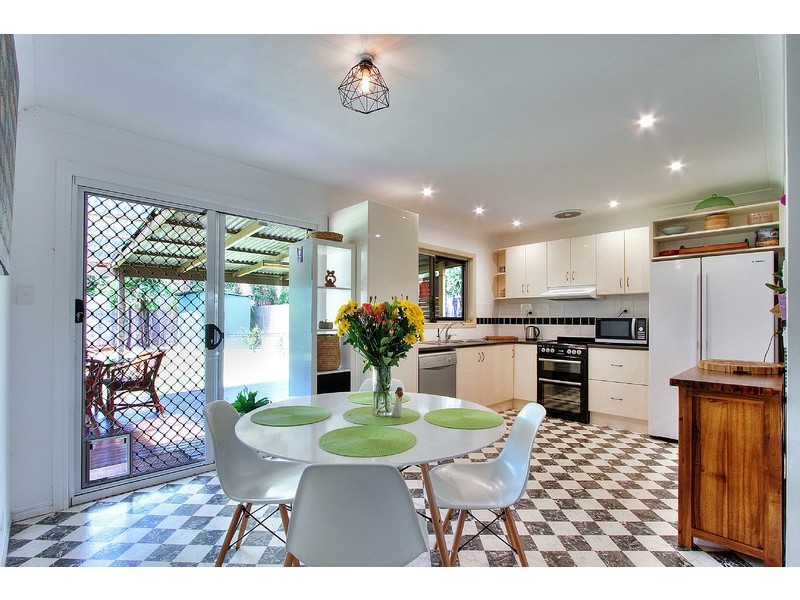 11 Crest Street, Beenleigh QLD 4207