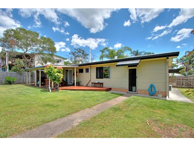 11 Crest Street, Beenleigh QLD 4207