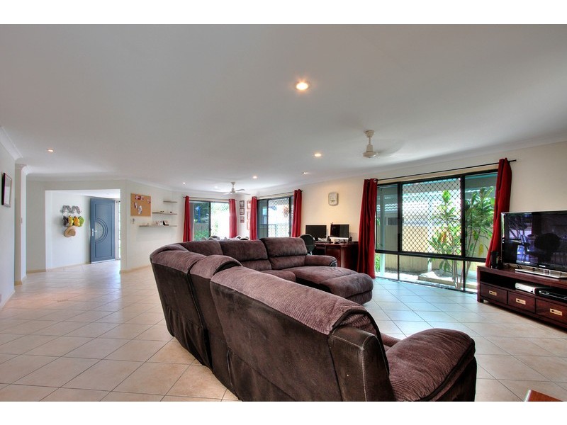 110 Halfway Drive, Ormeau QLD 4208