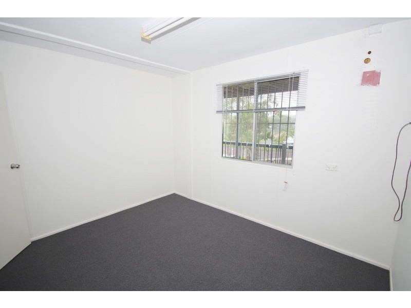 6 William Street, Blackstone QLD 4304