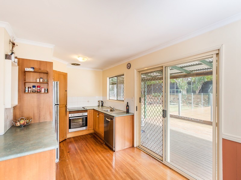 17 Murrays Road, Slacks Creek QLD 4127