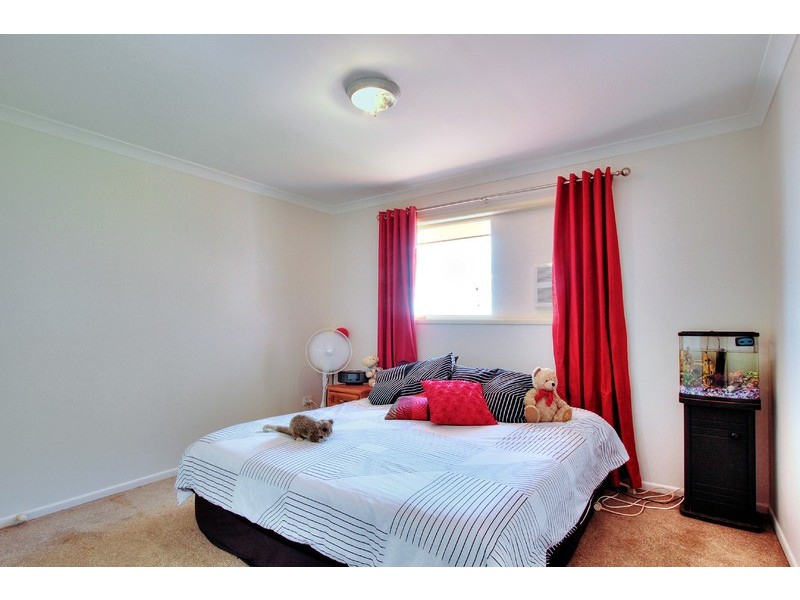 9 Tahan Crescent, Tanah Merah QLD 4128