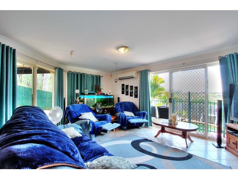 9 Tahan Crescent, Tanah Merah QLD 4128