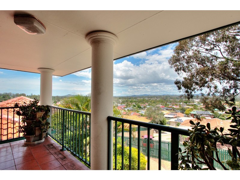 9 Tahan Crescent, Tanah Merah QLD 4128