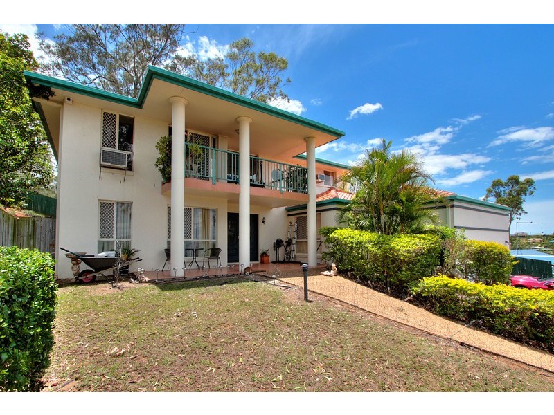 9 Tahan Crescent, Tanah Merah QLD 4128