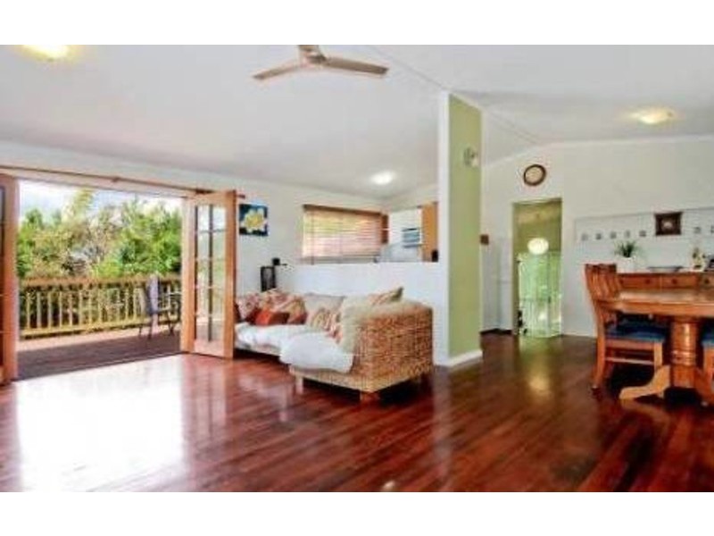 120 Barbaralla Drive, Springwood QLD 4127