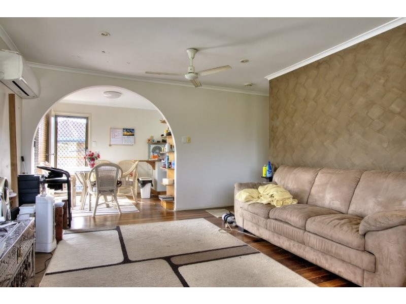 27 Karoonda Crescent, Rochedale South QLD 4123