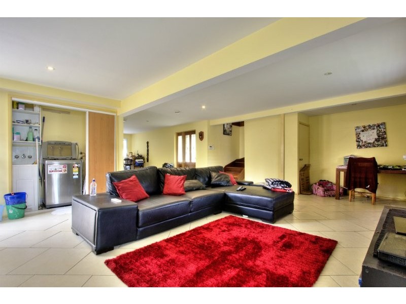 27 Karoonda Crescent, Rochedale South QLD 4123