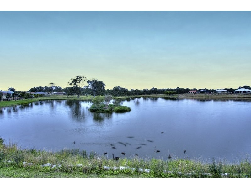 24 Lakeland Court, Loganholme QLD 4129