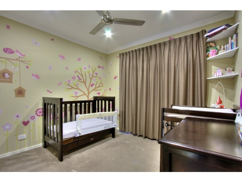 24 Lakeland Court, Loganholme QLD 4129