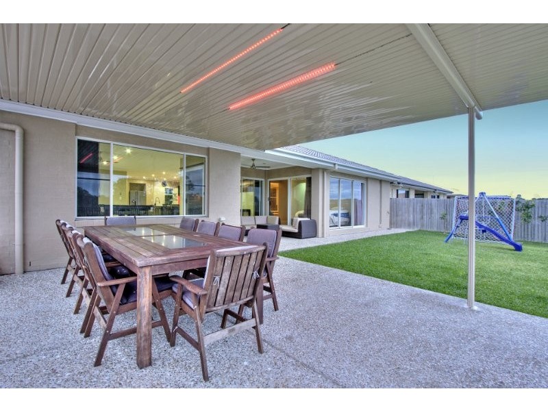 24 Lakeland Court, Loganholme QLD 4129