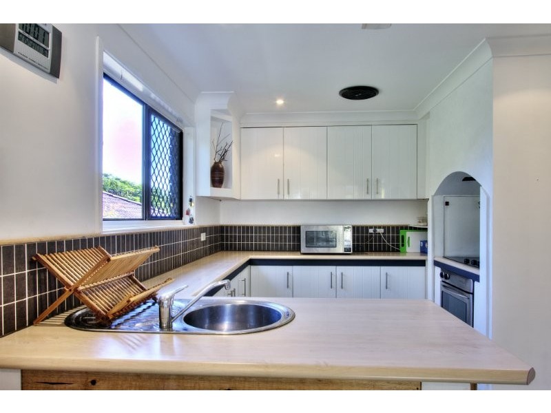 4 Edgeware Drive, Rochedale South QLD 4123