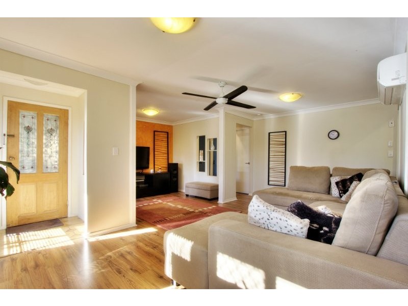 4 Edgeware Drive, Rochedale South QLD 4123