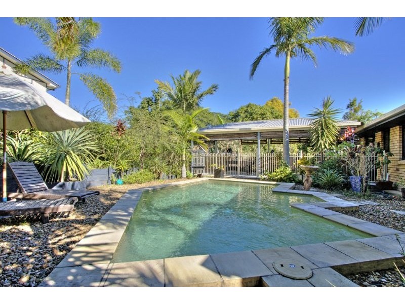 4 Edgeware Drive, Rochedale South QLD 4123
