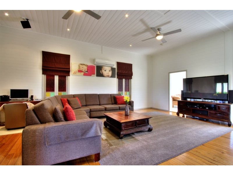 522 Beenleigh-Redland Bay Road, Carbrook QLD 4130