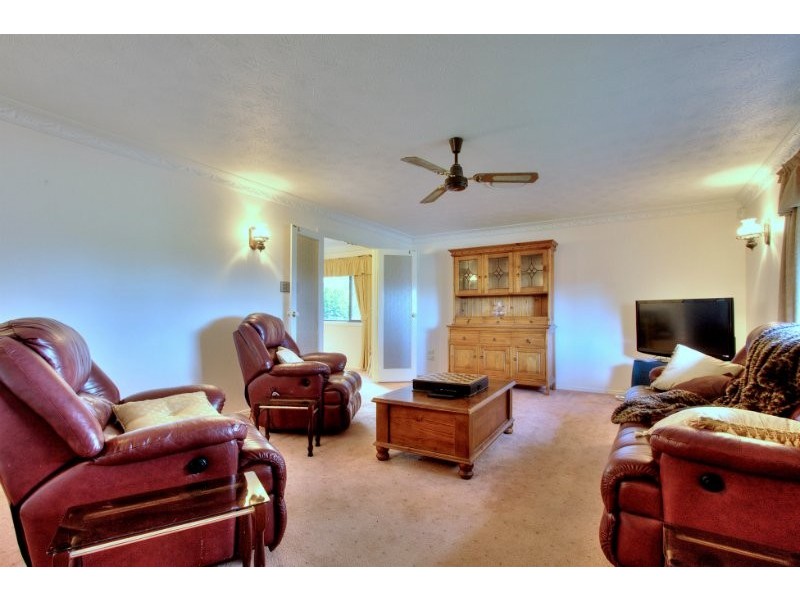 17 Carl Heck Boulevard, Windaroo QLD 4207