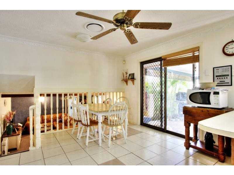 17 Carl Heck Boulevard, Windaroo QLD 4207