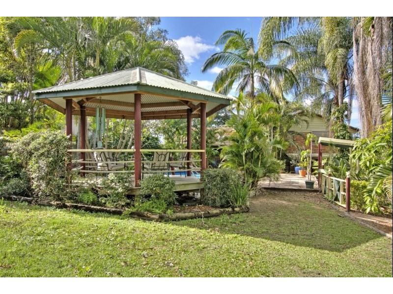 17 Carl Heck Boulevard, Windaroo QLD 4207