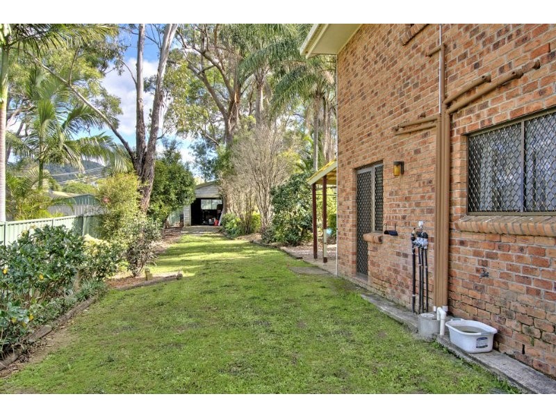 17 Carl Heck Boulevard, Windaroo QLD 4207