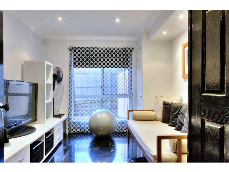 37 Oak Street, Shailer Park QLD 4128