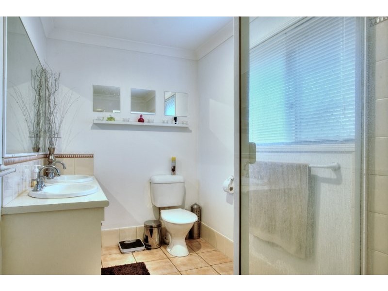 37 Oak Street, Shailer Park QLD 4128