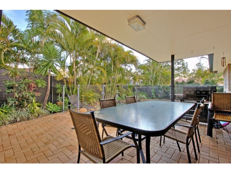 37 Oak Street, Shailer Park QLD 4128